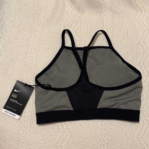Nike Sport Bra - Picture 3 of 4